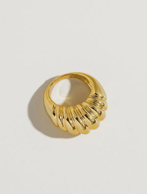 Nalani Croissant Ring