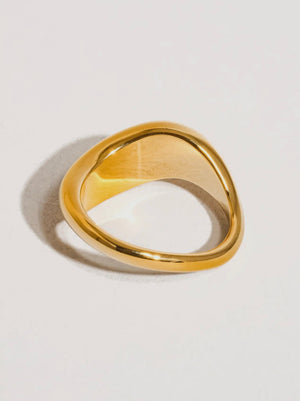 Erin Wavy Band Ring