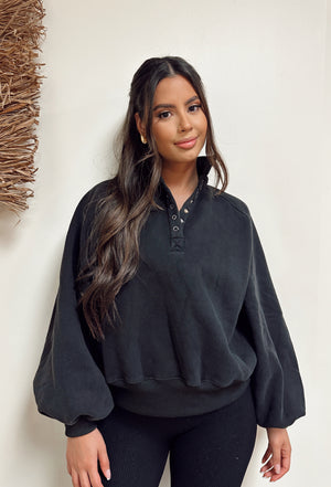 Piper Collared Sweater- Black